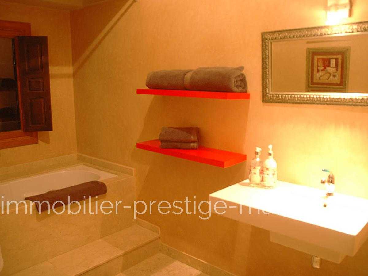 Villa Area 460 m²