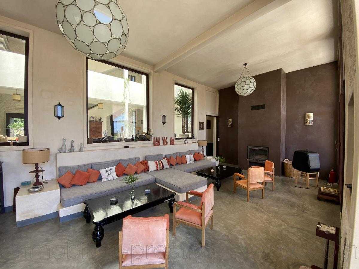 Guest House Ground area 3 000 m²