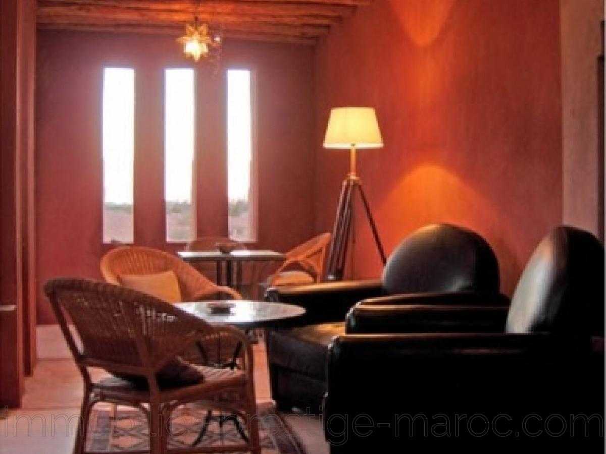 Villa Ground area 15 000 m²