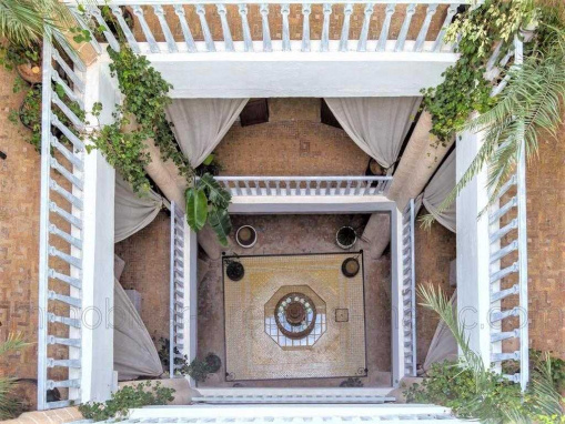 Belle maison d'hôtes, avec licence restaurant dans la médina