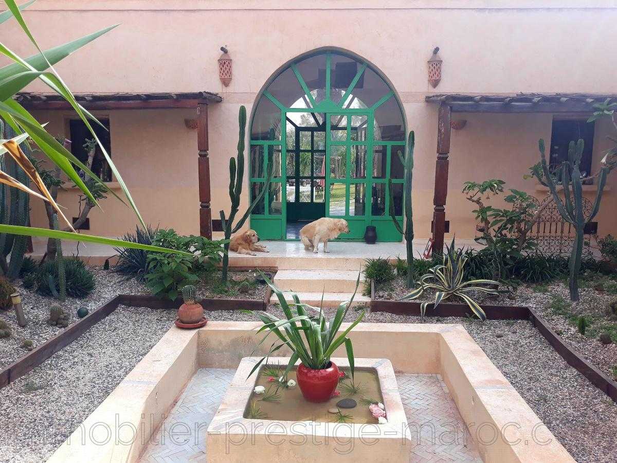 Guest House Area 600 m²