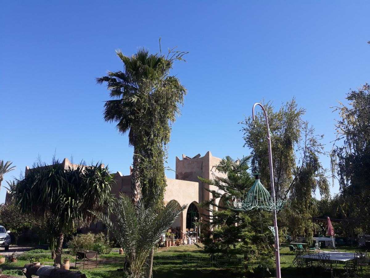 Guest House en Sale