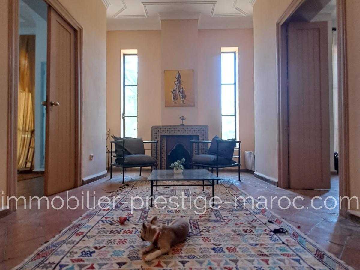 Villa Surface du Terrain 12 000 m²