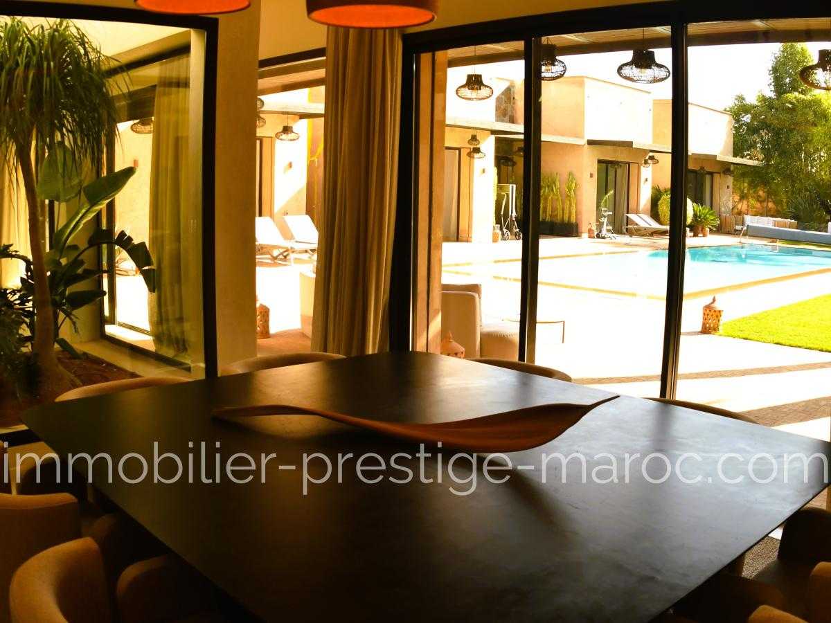 Villa Surface 600 m²