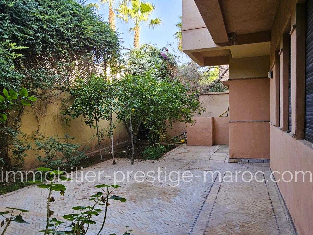 Villa Surface 319 m²